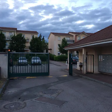 Joli Appartement 45M2 A Évreux Buitenkant foto