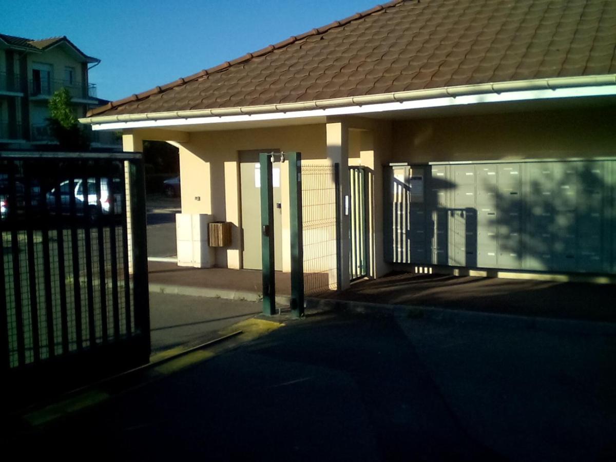 Apartment Joli 45m2 A Evreux